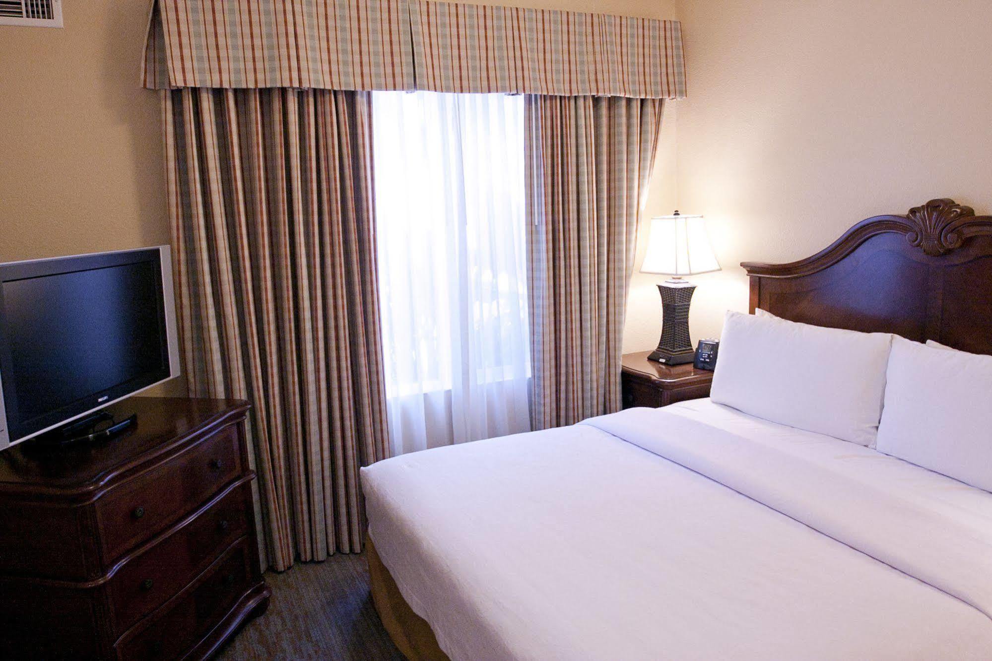 Homewood Suites By Hilton San Diego-Del Mar Екстериор снимка