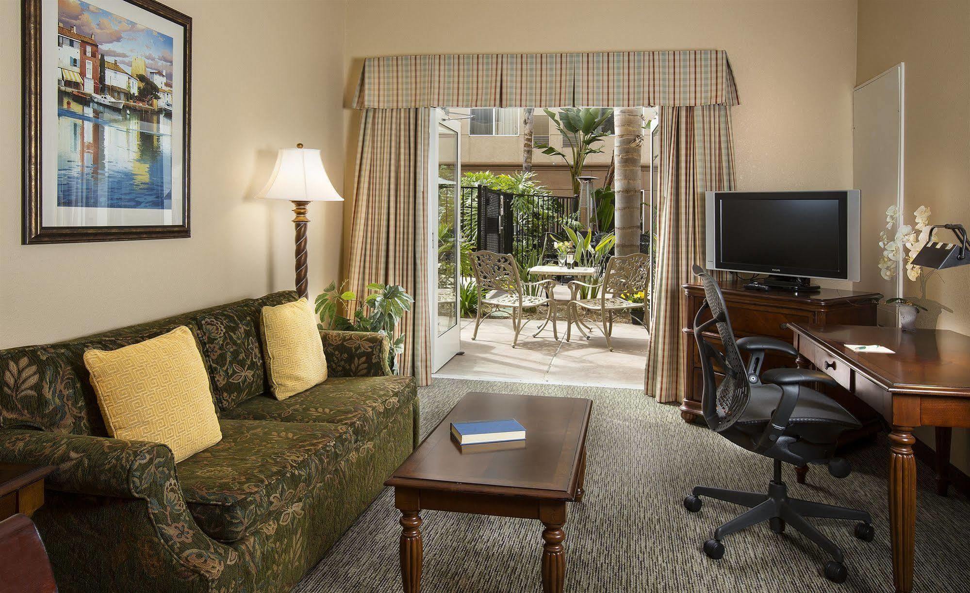 Homewood Suites By Hilton San Diego-Del Mar Екстериор снимка